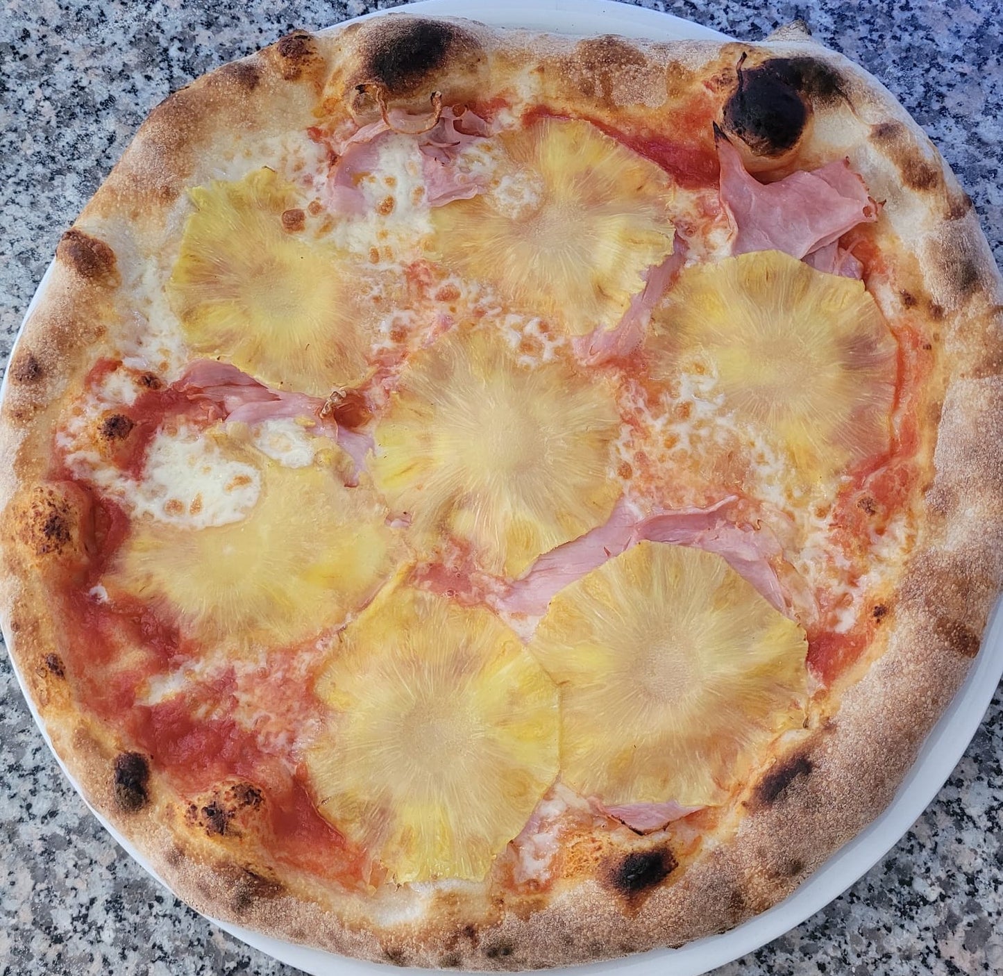 Pizza Hawaienne