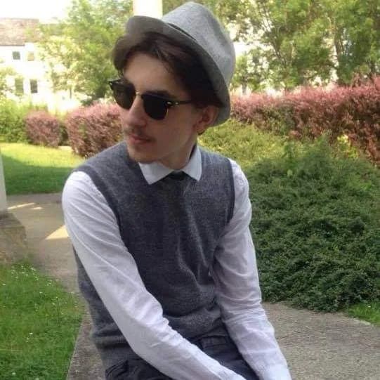 Profil de Neil, 22 ans, Plan cul à Travers (Neuchâtel)