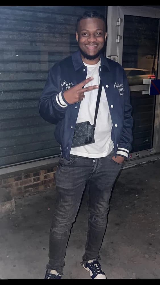 Profil de Enes, 22 ans, Plan cul à Says (Grisons)