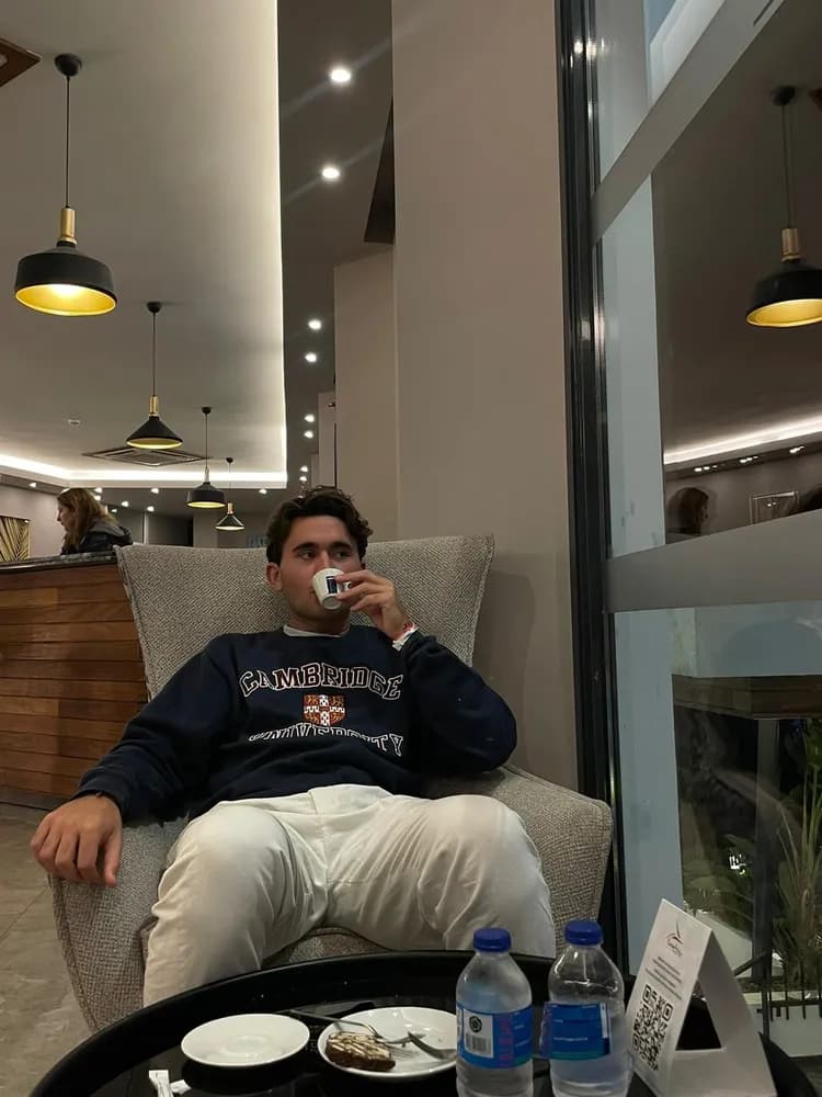 Profil de Anton, 25 ans, Plan cul à Baar (Zoug)