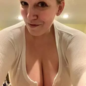 Profil de France, 22 ans, Plan cul à Ried-Brig (Valais)