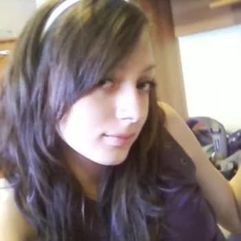 Profil de Tasnime, 25 ans, Plan cul à La Croix-de-Rozon (Genève)