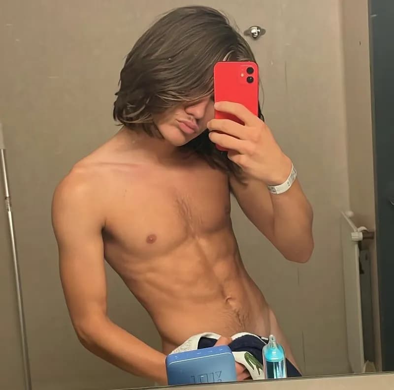 Profil de Bastien, 29 ans, Plan cul à Diesbach GL (Glaris)