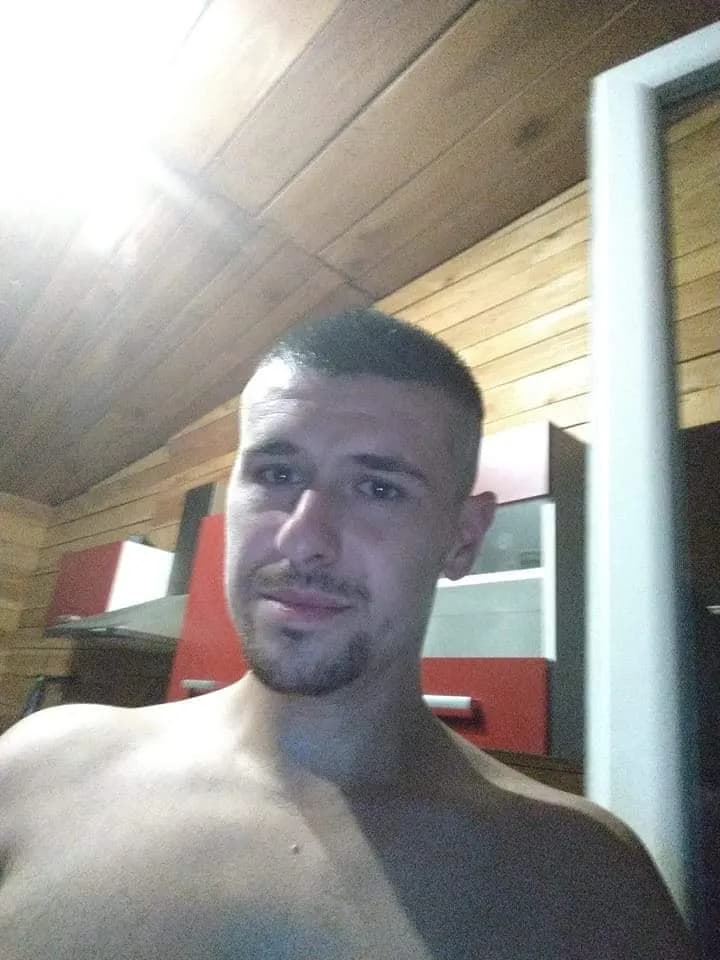 Profil de Noan, 27 ans, Plan cul à Hermenches (Vaud)