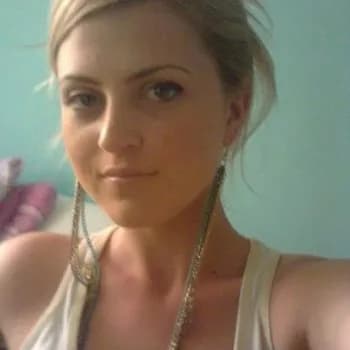 Profil de Ylona, 23 ans, Plan cul à Tennwil (Argovie)