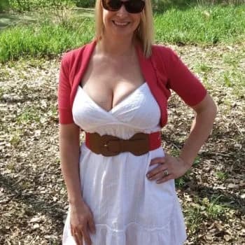 Profil de Chloé, 34 ans, Plan cul à Les Cullayes (Vaud)