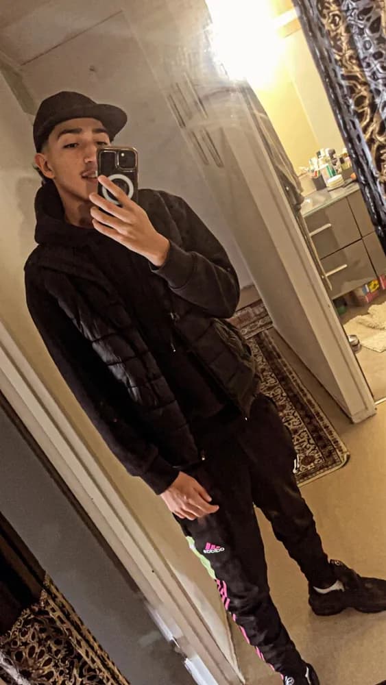 Profil de Olivier, 28 ans, Plan cul à Valeyres-sous-Montagny (Vaud)