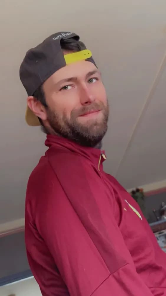 Profil de Juliano, 31 ans, Plan cul à Lonay (Vaud)