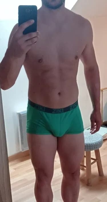 Profil de Angel, 22 ans, Plan cul à Morgarten (Schwytz)