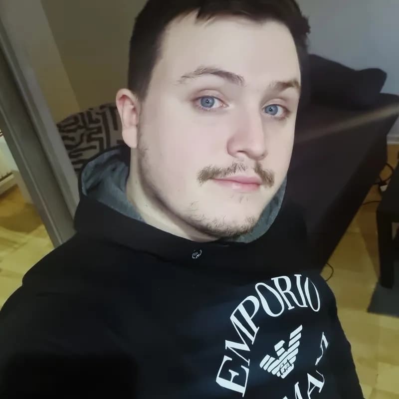 Profil de Tim, 23 ans, Plan cul à Casima (Tessin)