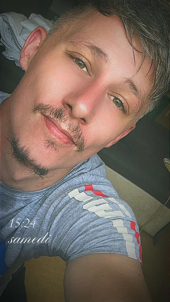 Profil de Nino, 24 ans, Plan cul à Matzendorf (Soleure)