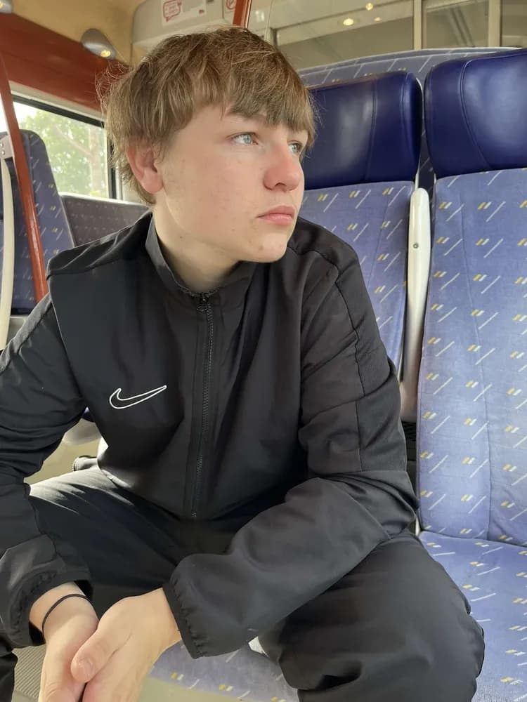 Profil de Aiden, 27 ans, Plan cul à Curaglia (Grisons)