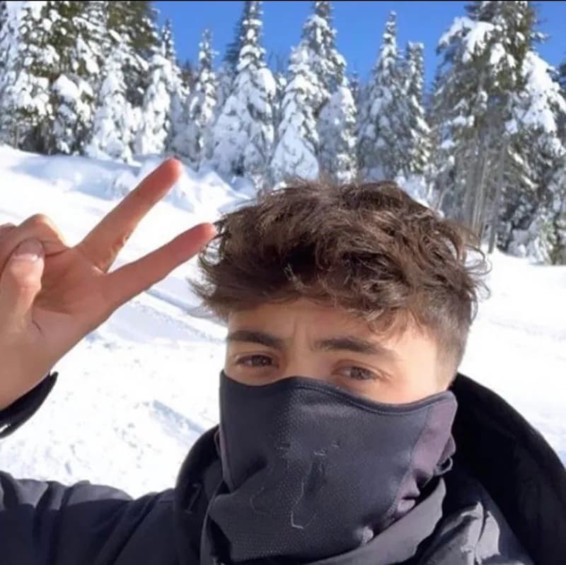 Profil de Ayaan, 25 ans, Plan cul à Perroy (Vaud)