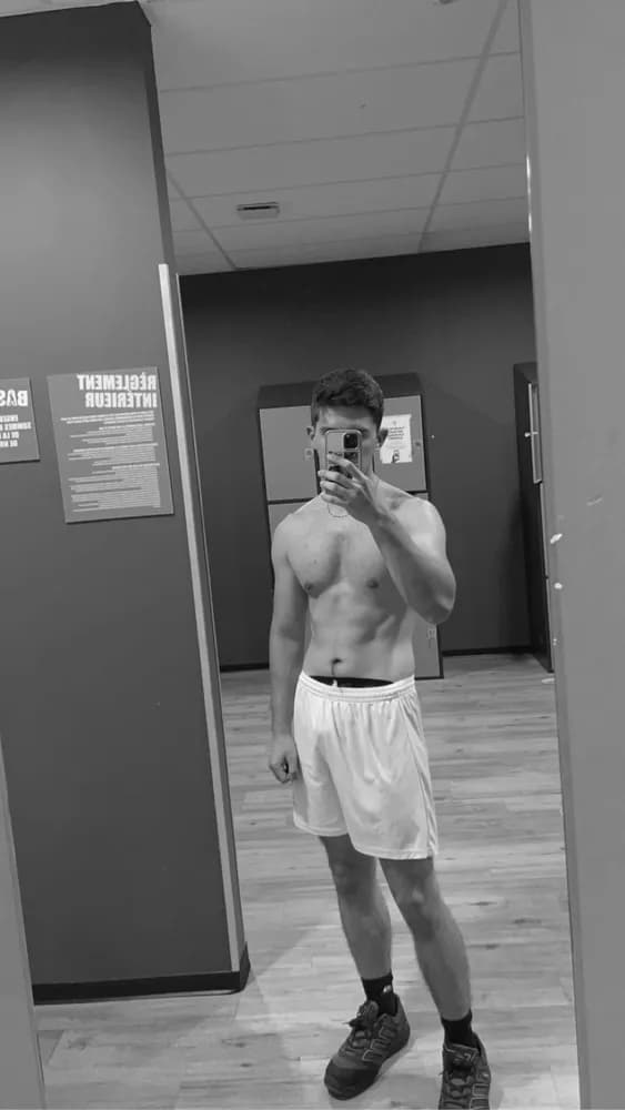 Profil de Mathys, 27 ans, Plan cul à Matt (Glaris)