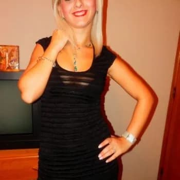 Profil de Charlize, 27 ans, Plan cul à Selkingen (Valais)