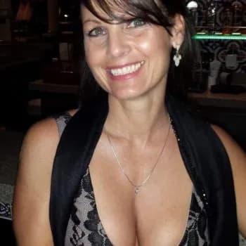 Profil de Jessica, 29 ans, Plan cul à Feldis/Veulden (Grisons)