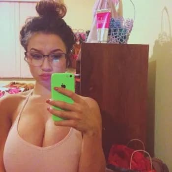 Profil de Marine, 26 ans, Plan cul à Vernamiège (Valais)