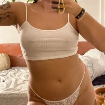 Profil de Laly, 29 ans, Plan cul à Oberembrach (Zurich)