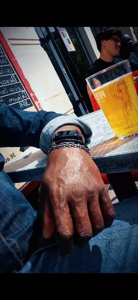 Profil de Enoha, 22 ans, Plan cul à Bister (Valais)