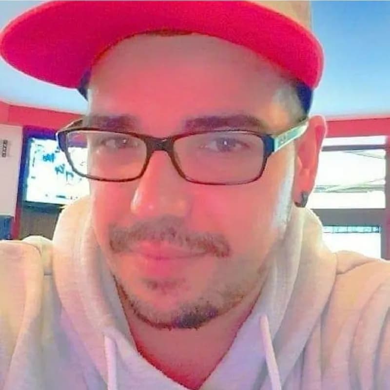 Profil de Tobias, 24 ans, Plan cul à Praden (Grisons)