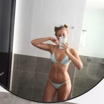 Profil de Adeline, 27 ans, Plan cul à L'Orient (Vaud)