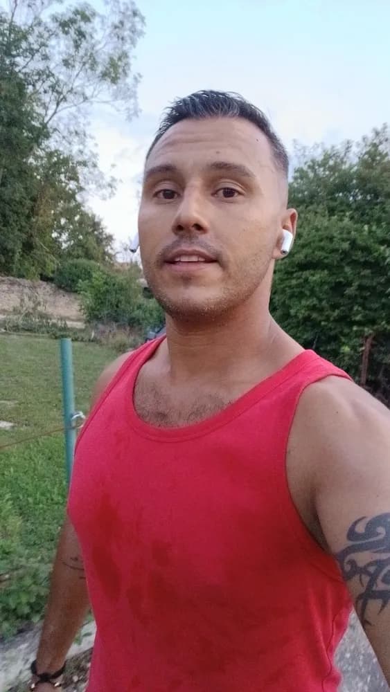Profil de Omar, 32 ans, Plan cul à Kienberg (Soleure)