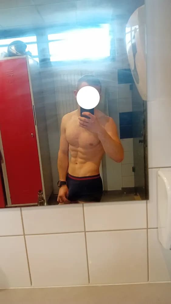 Profil de Tim, 23 ans, Plan cul à Plagne (Berne)