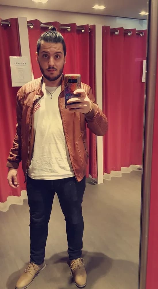 Profil de Gaspard, 27 ans, Plan cul à Sent (Grisons)