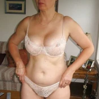 Profil de Angelina, 30 ans, Plan cul à Agriswil (Fribourg)