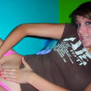 Profil de Naëlle, 27 ans, Plan cul à Sfazù (Grisons)