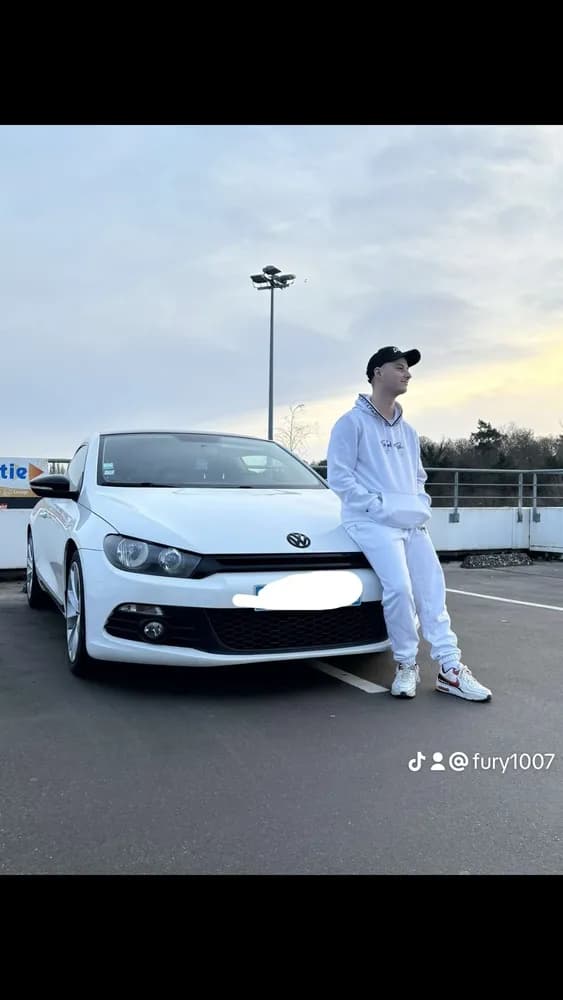 Profil de Nessim, 32 ans, Plan cul à Biberen (Berne)