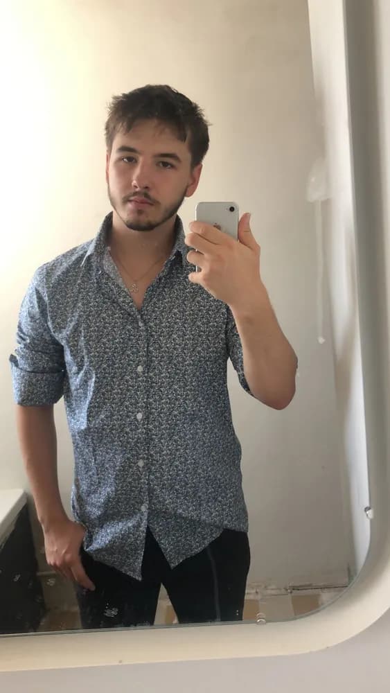 Profil de Valérian, 22 ans, Plan cul à Nuglar (Bâle-Campagne)