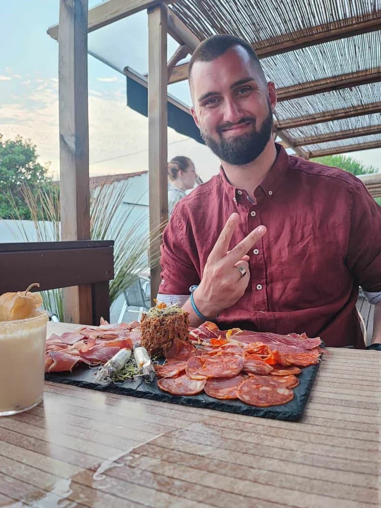 Profil de Ennio, 25 ans, Plan cul à Lottigna (Tessin)