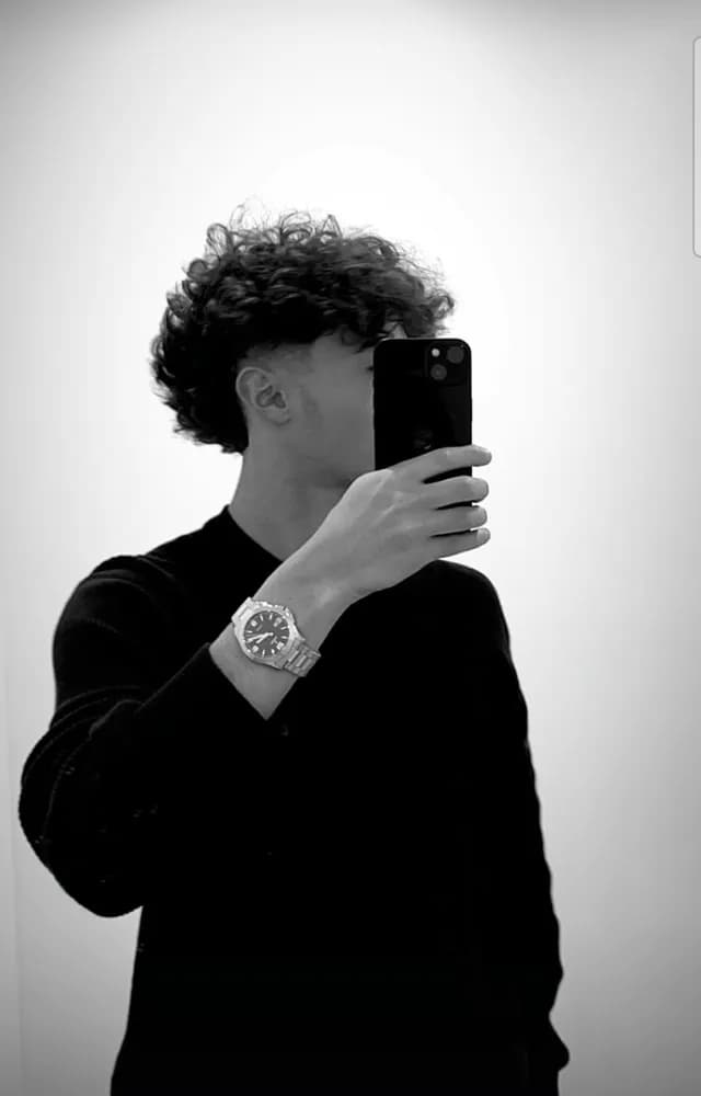 Layann - Plan cul à Bournens Profil de Layann, 33 ans, Plan cul à Bournens (Vaud)