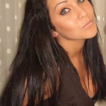 Janna - Plan cul à Inwil Profil de Janna, 25 ans, Plan cul à Inwil (Argovie)