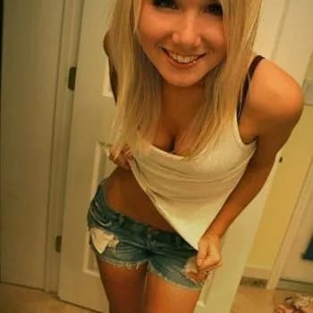 Alia - Plan cul à Alten Profil de Alia, 26 ans, Plan cul à Alten (Zurich)