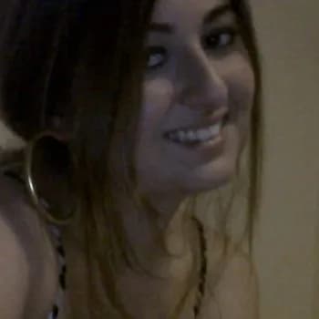 Estelle - Plan cul à Rivera Profil de Estelle, 22 ans, Plan cul à Rivera (Tessin)