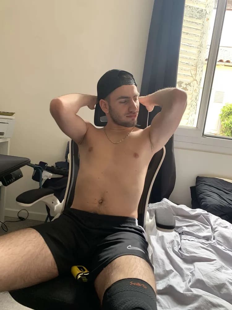 Kamyl - Plan cul à Lutry Profil de Kamyl, 34 ans, Plan cul à Lutry (Vaud)