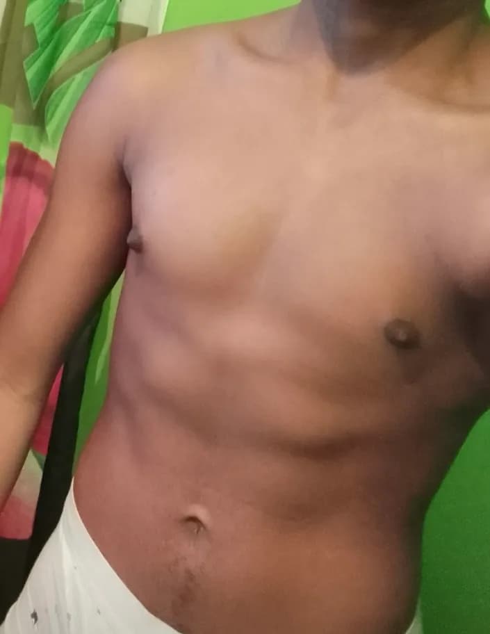 Kayden - Plan cul à Bilten Profil de Kayden, 23 ans, Plan cul à Bilten (Glaris)