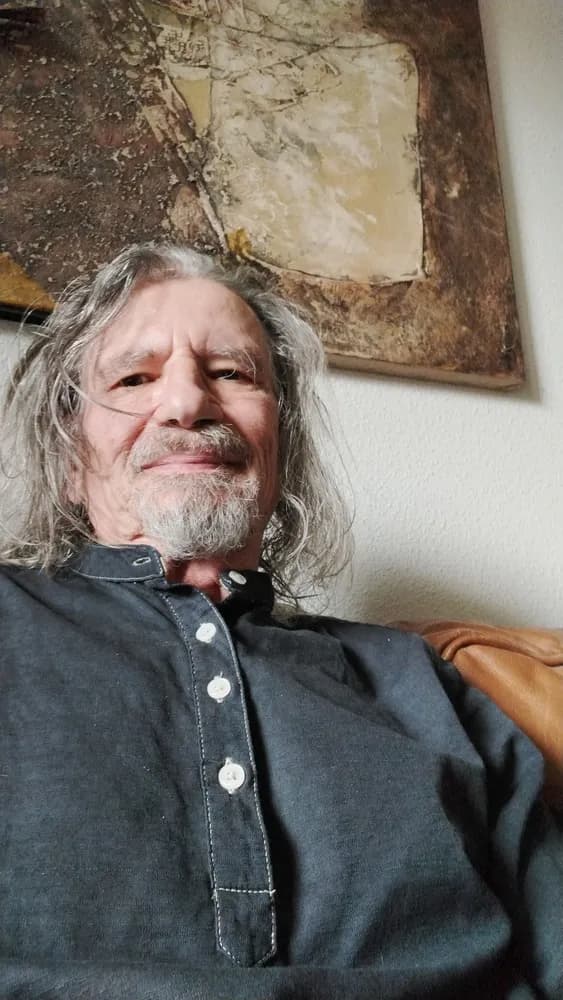 Sofiane - Plan cul à Sion Profil de Sofiane, 22 ans, Plan cul à Sion (Valais)