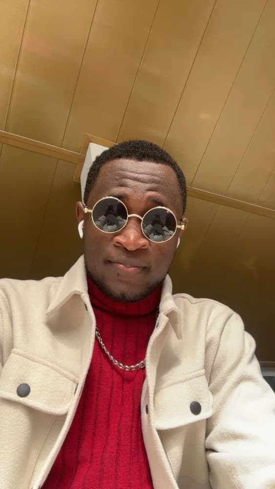 Sven - Plan cul à Inwil Profil de Sven, 32 ans, Plan cul à Inwil (Argovie)