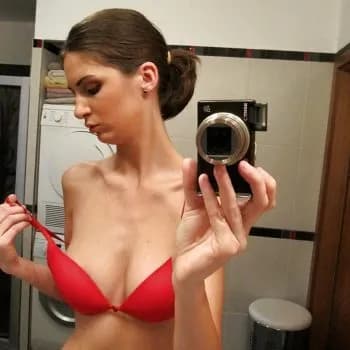 Tania - Plan cul à Oensingen Profil de Tania, 31 ans, Plan cul à Oensingen (Soleure)