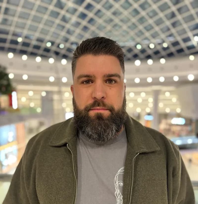 Juan - Plan cul à Blessens Profil de Juan, 29 ans, Plan cul à Blessens (Fribourg)