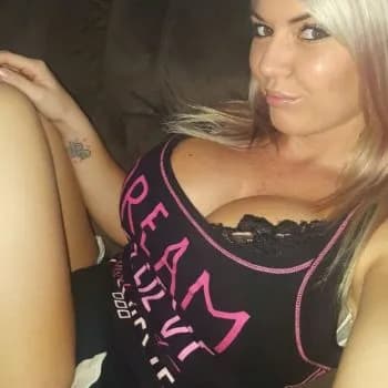 Jane - Plan cul à Cernier Profil de Jane, 24 ans, Plan cul à Cernier (Neuchâtel)