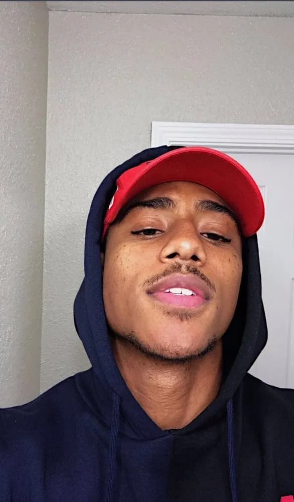 Loris - Plan cul à Schangnau Profil de Loris, 34 ans, Plan cul à Schangnau (Lucerne)