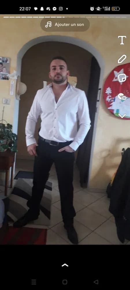 Damien - Plan cul à Schangnau Profil de Damien, 28 ans, Plan cul à Schangnau (Berne)