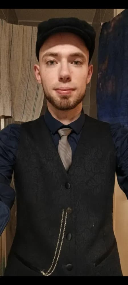 Souhail - Plan cul à Laax GR Profil de Souhail, 34 ans, Plan cul à Laax GR (Grisons)