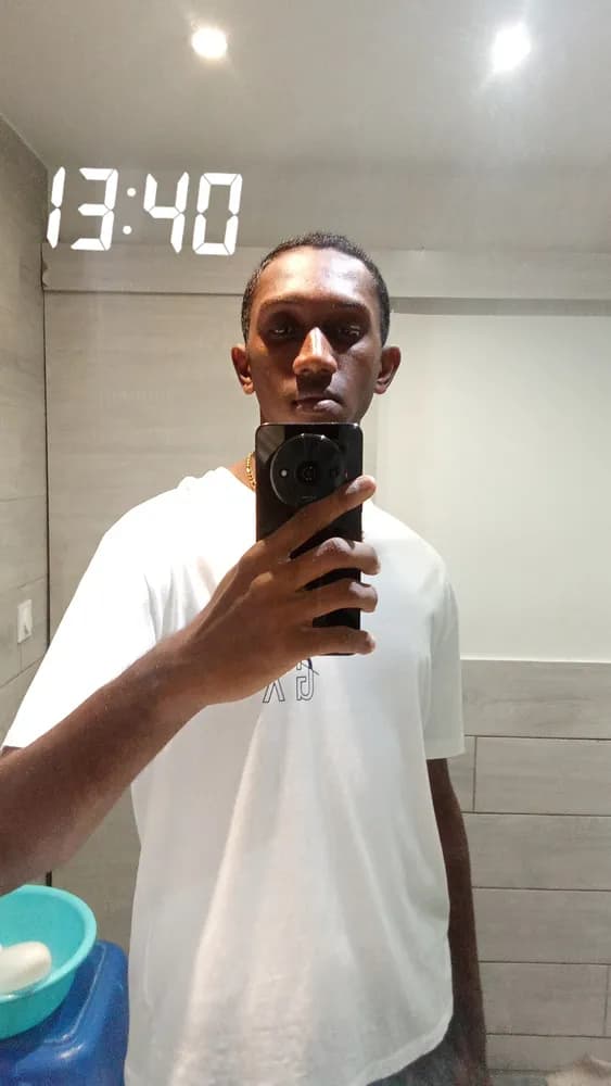 Henry - Plan cul à Rigi Kaltbad Profil de Henry, 33 ans, Plan cul à Rigi Kaltbad (Lucerne)