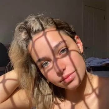 Bonnie - Plan cul à Ballwil Profil de Bonnie, 21 ans, Plan cul à Ballwil (Lucerne)